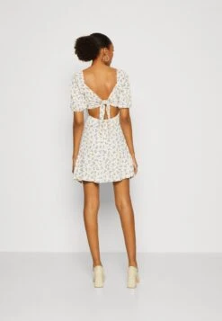 Even&Odd Freizeitkleid - Beige/blue/multi-coloured -Mode Kleidung 03bdf84305a745d58e900ca9f17eb9bf