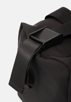 Even&Odd Sporttasche - 802 - Black -Mode Kleidung 0517eef465f34f4bb08a4fe6211692cc