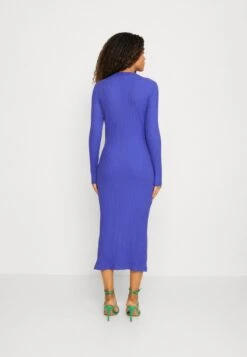 Even&Odd CIRC LONG SLEEVES MIDI HIGH SLIT DRESS - Strickkleid - Blue -Mode Kleidung 1160c199d8e24ff484e5e2971709ba26