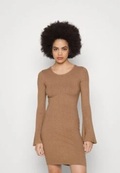 Even&Odd KNIT LOOSE FIT FLARED SLEEVES DRESS - Strickkleid - Camel
