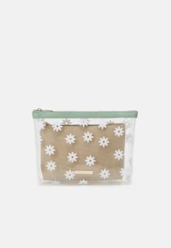 Even&Odd 3PACK - Kosmetiktasche - Green/ Khaki 9 Even&Odd 3PACK - Kosmetiktasche - Green/ Khaki -Mode Kleidung 1e6e871ec5db42998e80b867d37b488c