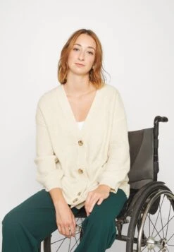 Even&Odd Strickjacke - Beige -Mode Kleidung 23b9950a06184bef9d25ed1516fd201f