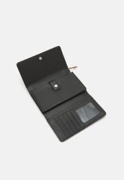 Even&Odd Handytasche - Black -Mode Kleidung 394dc086f39e4f1f884c44115ac8fb42