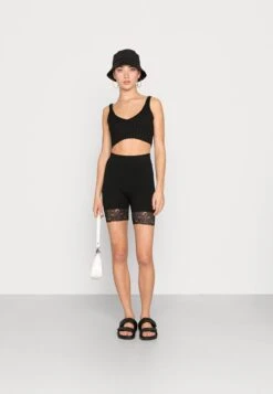 Even&Odd Shorts - Black/black -Mode Kleidung 3b63673cff1248a18009a0e36703dec8 1