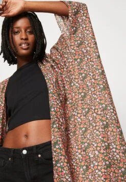 Even&Odd Leichte Jacke - Red -Mode Kleidung 43d9cfdc31774a99b2e96d2dc6161233