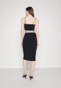 A-Linien-Rock - Black -Mode Kleidung 49670f4cf2334509a744a42db86492f8