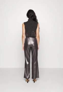 Stoffhose - Black/silver 8 Stoffhose - Black/silver -Mode Kleidung 4c2876e02daa44629dc2ecc5c575dc79