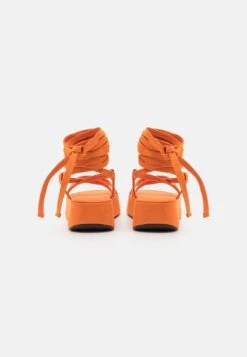 Even&Odd Plateausandalette - Orange -Mode Kleidung 4d4b2a2e898844419142a4e77958bfa0