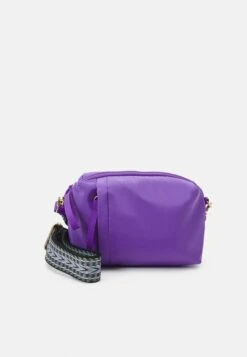 Even&Odd Umhängetasche - Purple -Mode Kleidung 59bfba6ff03f4a05842f3596d8f3ec33 1