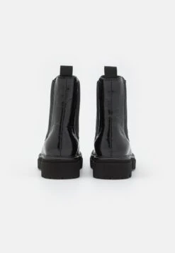 Plateaustiefelette - Black -Mode Kleidung 5f673987604e4c38b25a3580bcfc6c8b