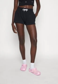 Even&Odd 2 PACK - Shorts - Black/yellow -Mode Kleidung 6d8c04bb9a6c4c0b92921c2e98a17ff3