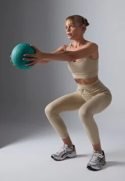 HIGH RISE CROPPED LEGGINGS WITH DRAWCORD - Leggings - Trousers - Beige -Mode Kleidung 6ff8983b8e95470fbc3998d2f6f33d3c