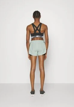 Kurze Sporthose - Mint -Mode Kleidung 7cd30341565f44f5b048dfbe3864656f