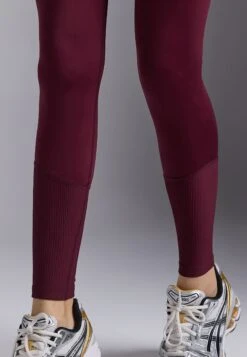 QUICK DRY FULL LENGTH HIGH RISE LEGGING - Leggings - Bordeaux -Mode Kleidung 805e853c73f646c7acb6b6dbabdcb318