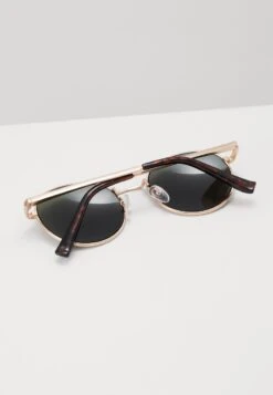 Even&Odd Sonnenbrille - Green -Mode Kleidung 8c796cf30c994232805b40c1e3ccf7a0