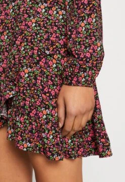 Even&Odd Freizeitkleid - Black/pink -Mode Kleidung 95642f7b530a4ea9ab85f38a1400d94a