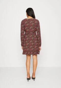 Even&Odd Freizeitkleid - Black/pink -Mode Kleidung 9e5acb8363144abcbf017a1381a3fd2d