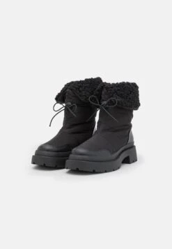 WINTER BOOT - Stiefelette - Black -Mode Kleidung a754a5f759304cfe8cb98dabd830d0a3