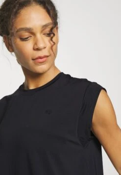 Sport T-shirt - Black -Mode Kleidung a894b0982761469fbfaf836b1ba7afaa