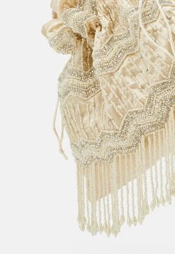 Even&Odd Clutch - White -Mode Kleidung af6f2df9bb8e44928312dee59907f93e