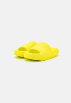 Even&Odd Pantolette Flach - Yellow/green -Mode Kleidung c5095090cae44d948027a5ad4ba17ffe