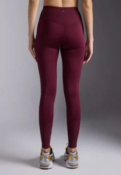 QUICK DRY FULL LENGTH HIGH RISE LEGGING - Leggings - Bordeaux -Mode Kleidung cb19fd06fa9a4daabbd45d74e97f539b