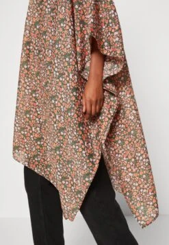 Even&Odd Leichte Jacke - Red -Mode Kleidung d4a1df55eb0d4c89b0f91c2e39074a50