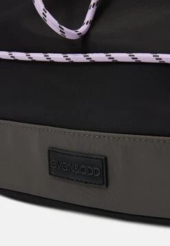 Even&Odd Tagesrucksack - 802 - Black_402 - Pink -Mode Kleidung d5ebc6aa484344fe95b962d1657cee61