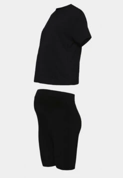 SET - Trainingsanzug - Black -Mode Kleidung e8fc550aa426474692331af9d6ba8038